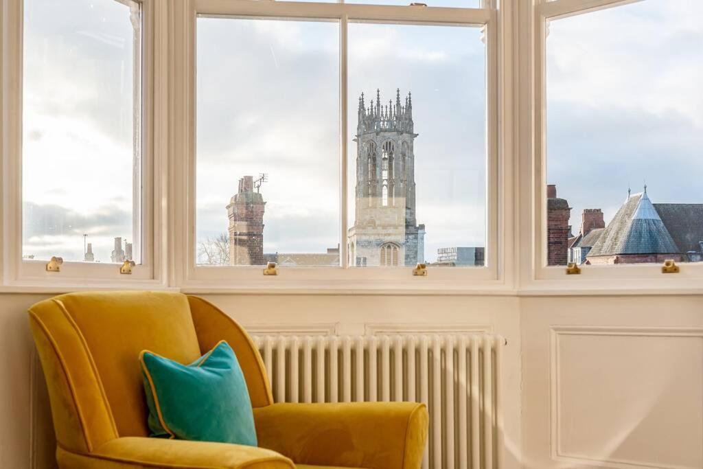 יורק Luxury Apartment Rowntree House Across From The Shambles מראה חיצוני תמונה